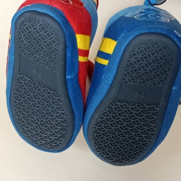 Nickelodeon Paw Patrol Light-Up slippers - Size 7/8 toddler shoes - Picture 5 of 13